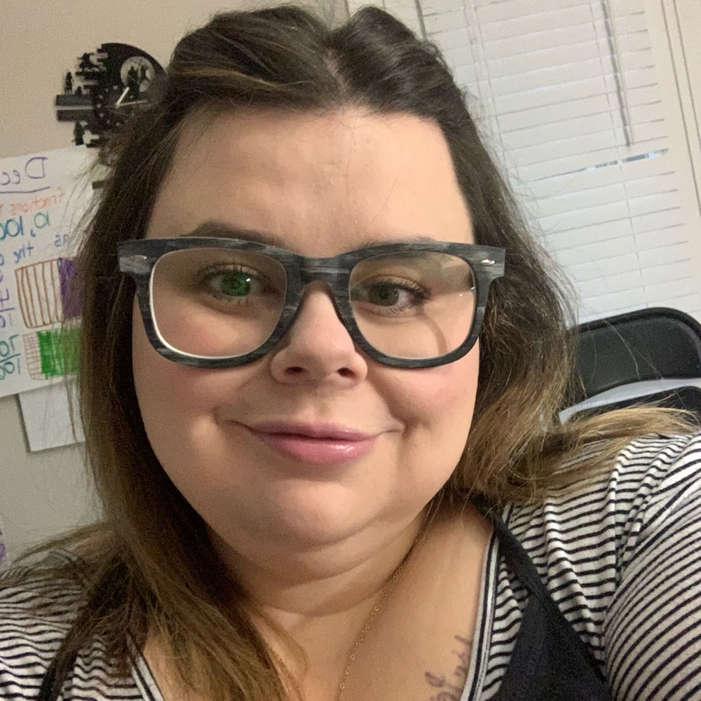 Meet your Posher, Ashley